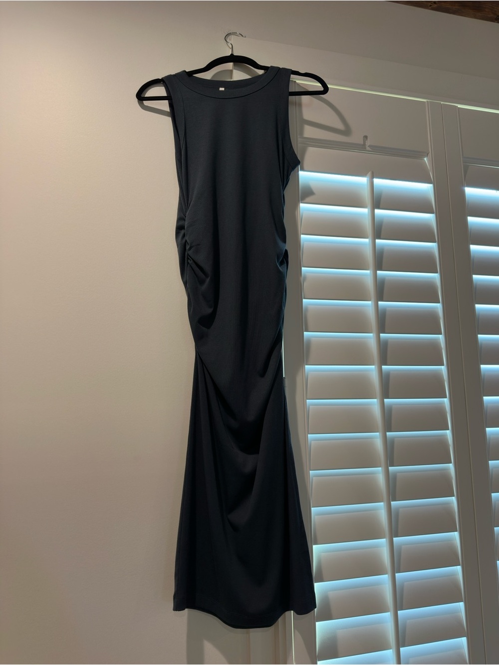 Elegant Blue Sleeveless Maxi Dress with Side Draping